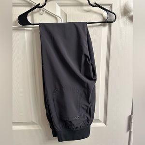 Cherokee infinity women’s jogger scrub pants